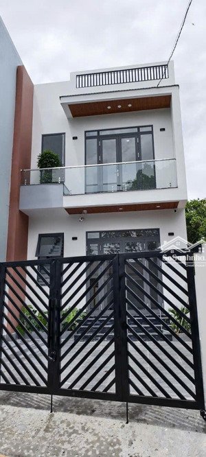 chính chủ cần bán gấp nhà riêng giá rẻ 100,1m2-2 tầng , 3pn,2wc thủy xuân huế chỉ với 2 tỷ890 hiếm