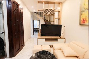 bán nhà ngọc thụy long biên 33m2, thực tế 40m2, 4 tầng , mặt tiền siêu rộng 10,4m 6.9 tỷ