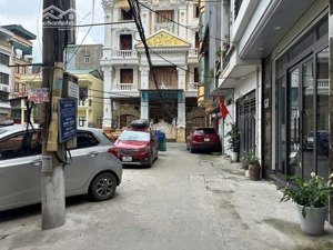 bán nhà tại hoàng quốc việt - cầu giấy vừa ở vừa cho thuê siêu vip xem ngay