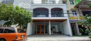 cho thuê lô góc 2 mặt tiền trần hưng đạo. view sông hàn 450 m2