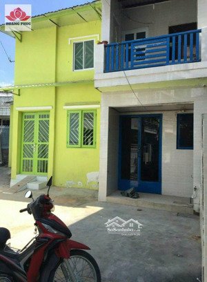 chỉ hơn 2tỷ có ngay căn nhà rất đẹp đường số 8, p. trường thọ. hẻm ba gác, nhà 1trệt 1lửng, 2pn&1wc