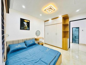 hiếm- định công thượng 30m*5t, ba gác tránh, 40m ra oto tránh, gần phố, full nội thất, giá 5,36 tỷ.