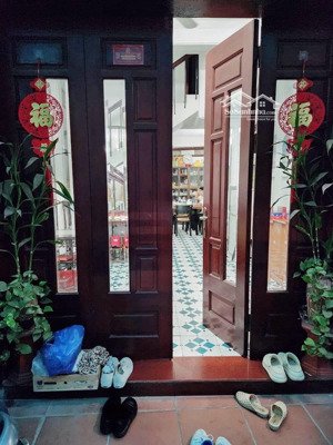 nhà ngõ 31 xuân diệu - ô tô vào nhà - diện tích 50m2 x 5 tầng - mặt tiền 4.2m - ngõ thông đặng thai