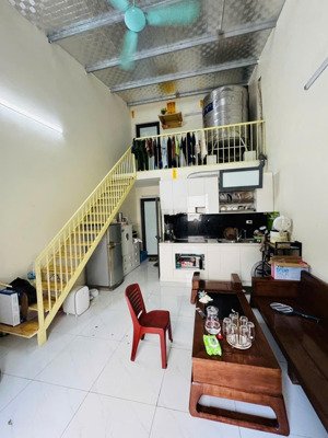 bán nhà c4 ngay sát trường tiểu học lê trọng tấn + bến xe yên nghĩa giá rẻ nhất khu vực chỉ 4.5 tỷ