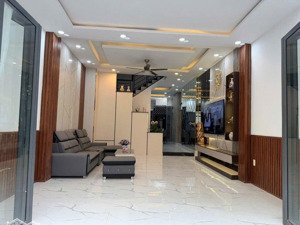 nhà ở ngay 3 tầng 5m x 14m - full nội thất - huỳnh tấn phát q7 - hẻm thoáng chỉ 7.95 tỷ