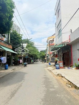 đất 2 mặt tiền 158m (6x26m),nhỉnh 10 tỷ trung tâm chợ việt lập ubnd trường học.khu sầm uất