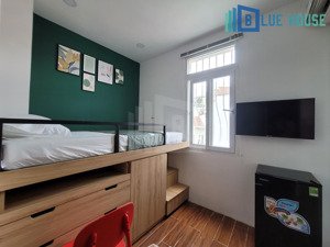 phòng mới, đẹp, an ninh, cửa sổ trời thông thoáng, full nội thất. ngay công viên lê thị riêng cmt8