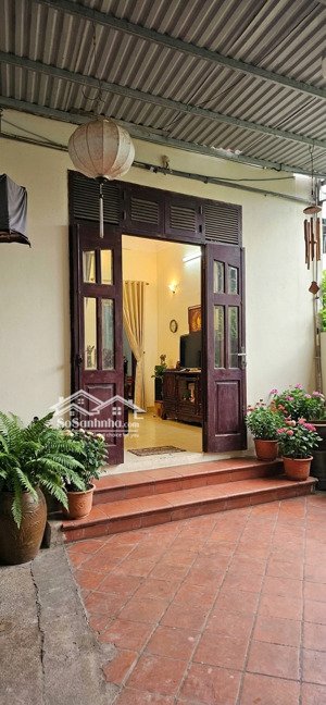 bán nhà ngọc thụy giá rẻ - diện tích rộng - nhà dân xây kiên cố - ở sướng