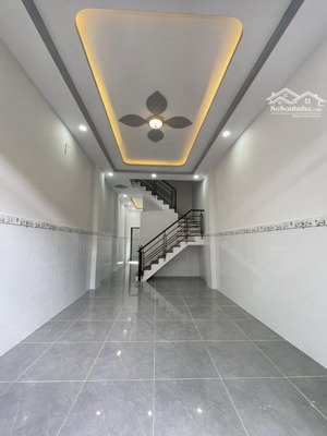 bán nhà đẹp ở ngay âu cơ, 3.8m x 18m, 2 tầng 4pn 2wc, hẻm 4m, chỉ 4.45 tỷ