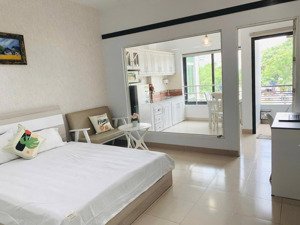 căn hộ 1 phòng ngủ tách bếp giáp q1 ngay nguyễn cửu vân