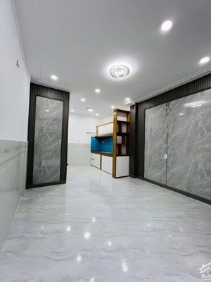 nhà 1 trệt 1 lầu 2 phòng ngủ trường trinh, cầu tham lương bán nhanh chỉ 1.12 tỷ