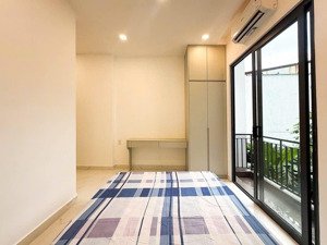 nhà đẹp 2 tầng - 3 phòng ngủ - nội thất cao cấp - nơ trang long