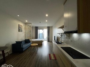 cần chuyển nhượng quỹ căn studio view đẹp tại c5 dcapitale trần duy hưng