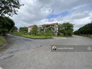 bán biệt thự xây thô 420m2 đường hoa ngọc lan hướng đb đường rộng 19,5m giá đầu tư. lh 