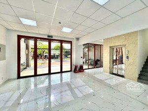 giảm giá mt vp trệt cho thuê đồng đen còn 45tr (10m*20m). mới chưa qua sử dụng.