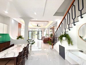 chủ ngôp bank cần ra trong tháng nhà 3 lầu vừa xây xong(dt6x14m)giá 3ty550tr giá tốt khách mua ngay