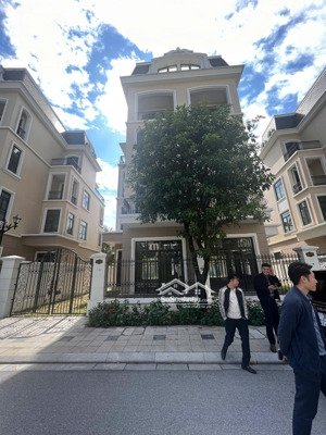 biệt thự song lập ngọc trai, sau nhà có sông rộng xây 78m2, thô giá bán 31 tỷ 