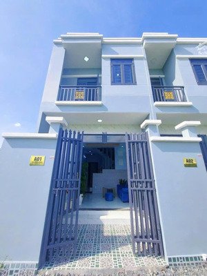 em cần bán gấp căn nhà lầu 3 phòng ngủ giá: 780tr