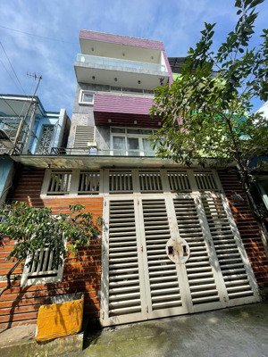 5,8x15 lê văn quới,bình tân, hẻm xe hơi , đúc 3,5 tấm, giá chỉ 7,19 tỷ thương lượng.