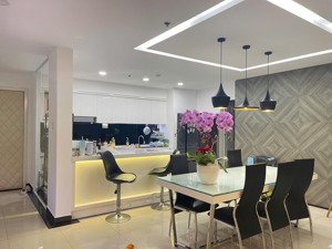 chính chủ cần bán nhanh căn hộ chung cư giai việt đường tạ quang bửu quận 8