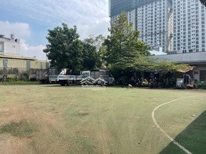 chính chủ gửi bán lô biệt thự ngang 15m, có 360 odt kề bệnh biện hạnh phúc, đường lớn