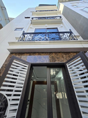 nhà riêng 5 tầng 3pn, 4wc, 30m2, 6,5 tỷ tại nguyễn trãi, thượng đình, thanh xuân, hà nội