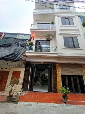 nhà 4,5 tầng xây mới trung tâm phường kỳ bá giao ngô thị nhậm và ngô quyền