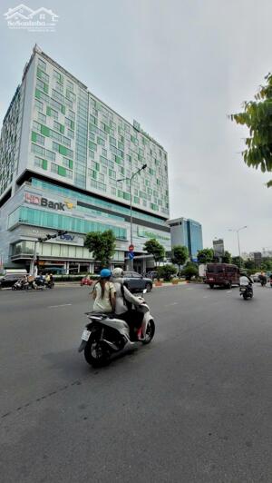 Bán Khuôn đất MT Cộng Hòa,P.13,Q.Tân Bình - 27x39m(1.028m2)CT: 2 Hầm + 14 tầng - Gía: 280 tỷ