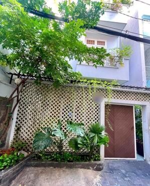 PHÚ NHUẬN - 80m2 - 12.2 TỶ - NGANG KHỦNG 6.1m - ĐANG CHO CTY THUÊ DÒNG TIỀN ỔN ĐỊNH