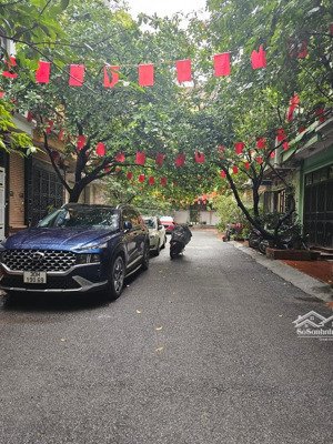 [cấn bán gấp] biệt thự kim mã - 3 thoáng - 100m2 - ô tô tránh - 40 tỷ tl mạnh