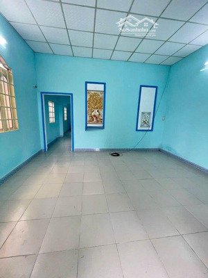 nhà nát trưng dụng đất 1/ tỉnh lộ 8, củ chi, dt 5x16=80m2, 2pn,khách bếp đầy đủ shr, giá 830tr