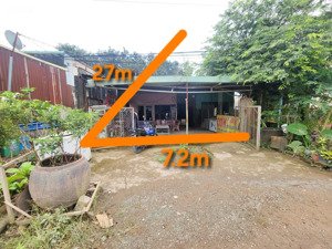 bán gấp nhà tân uyên, mt đường nhựa, ngang 7m, chỉ 2ty8, dễ dàng kd, buôn bán