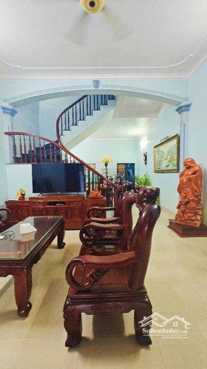 b.á.n nhà đàng quang trung 78m2 ,3 tầng mt 6 m, full công năng chỉ 12 tỷ chín,10 sang phố.