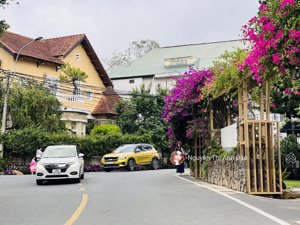 căn biệt thự khu đẹp nhất nhì đà lạt còn sót lại khu cô bắc- cô giang trung tâm đà lạt