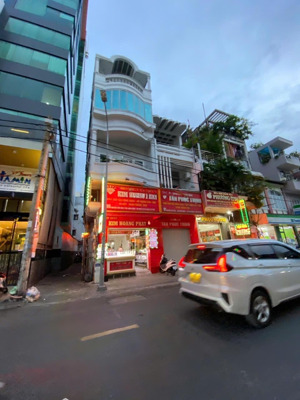 khan hiếm,chủ cần bán nhà mặt tiền đường nguyễn hữu cầu p.tân định quận 1.dt:7x20m2 giá 62 tỷ.