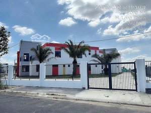 chủ cắt lỗ bán nhanh lô đất sổ hồng sẵn đối diện trường học tại century city. lh: 