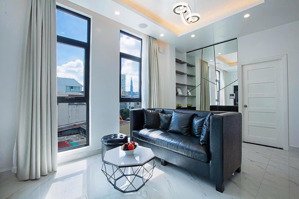 cho thuê căn hộ cao cấp 2 phòng ngủ 1 phòng tắm full nội thất sang trọng, trung tâm quận 1