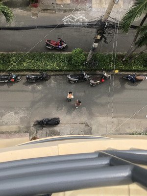 mặt tiền 4 tầng cao lỗ - 4x16m - 5pn - không lộ giới - khu nhà giàu - view công viên - ngay aeon