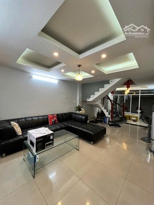 bán nhà chính chủ giấy tờ đầy đủ công chứng ngay, 24 hoa hồng, phường cầu kiệu giá 25.2 tỷ