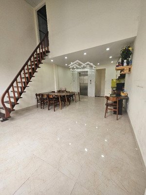 trương định, hai bà trưng 6tầng thang máy 10m ra ô tô tránh 72m2 chỉ 13,2tỷ sân rộng ở sướng