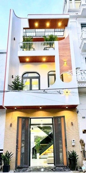 về quê bán nhà tầm giá 5tỷ090/76,5m2 đường vườn chuối-quận 3. cho thuê 25tr. gần bệnh viện bình dân