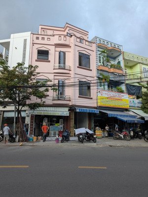 cho thuê nhà nguyên căn 4 tầng 145m2 - mặt tiền đường nguyễn tri phương - gần cổng sân bay đà nẵng