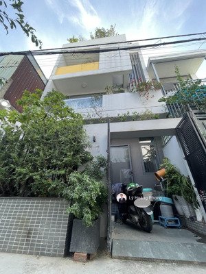 phạm văn đồng - thủ đức - ngang 6.2m nở hậu - đông nam - 10.5 tỷ - lh: 