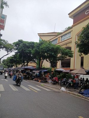 bán nhà riêng cấp 4 nguyễn trãi, hà đông 66m2 x 1 tầng x 5m mặt tiền. sđcc 9.3 tỷ