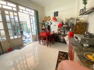 * dt: 78m2, giá 6,1 tỷ. đường lê văn thịnh, bình trưng tây, tp thủ đức