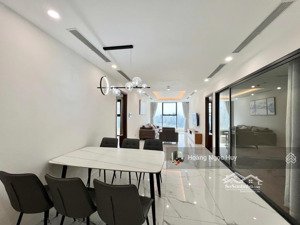 bán nhanh căn 103m2 duy nhất. view đông nam giá siêu hời tại sunshine center. lh: 