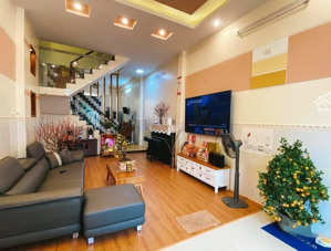 đối diện hoa viên !!! nhà đẹp full nội thất kdc bình phú 4x16m 4 tầng - gần công viên vành đai