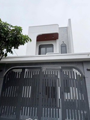 bán nhà mới keng ngay chợ quang thắng - trảng dài