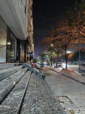 nhà phân lô ô tô xuân thủy cầu giấy 159m2 x5 tầng 40 tỷ có thương lượng