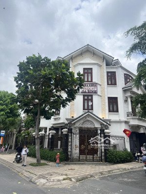 32 tỷ . biệt thự cao cấp 4 tầng - lê thúc hoạch q. tân phú . 9 x 16m